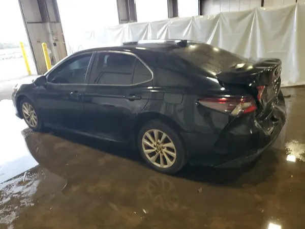 4T1C11AK8MU461084 2021 TOYOTA CAMRY - Image 2