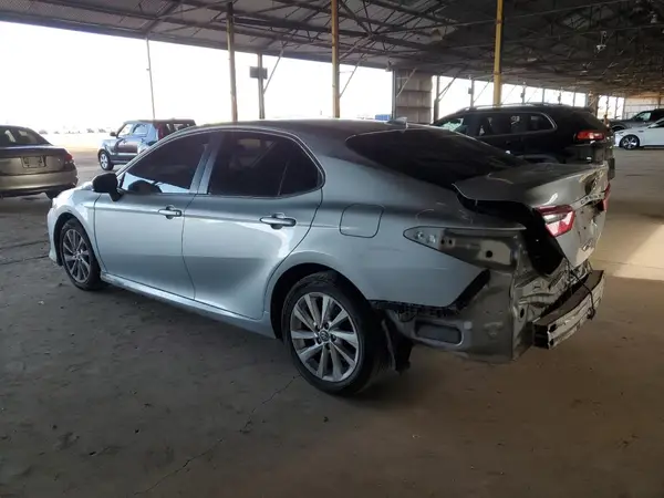 4T1C11AK8MU466480 2021 TOYOTA CAMRY - Image 2