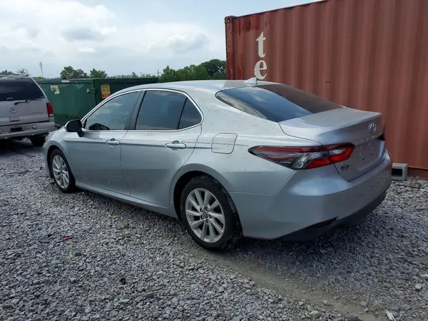 4T1C11AK8MU478712 2021 TOYOTA CAMRY - Image 2