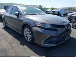 4T1C11AK8MU513670 2021 TOYOTA CAMRY