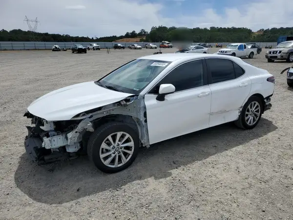 4T1C11AK8MU521039 2021 TOYOTA CAMRY - Image 1