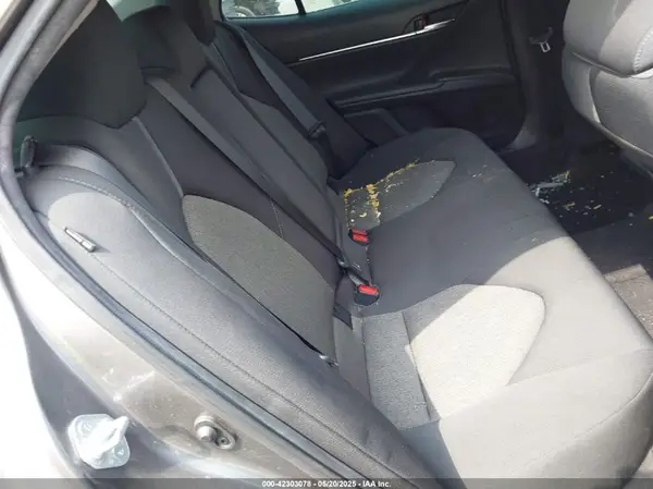 4T1C11AK8MU545325 2021 TOYOTA CAMRY - Image 8