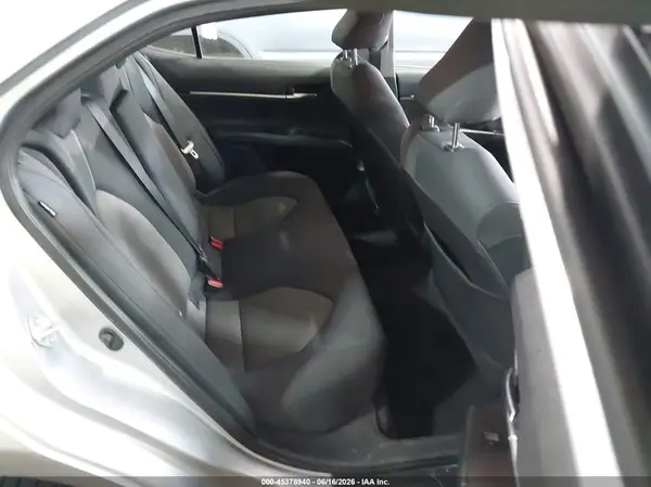 4T1C11AK8MU548130 2021 TOYOTA CAMRY - Image 8