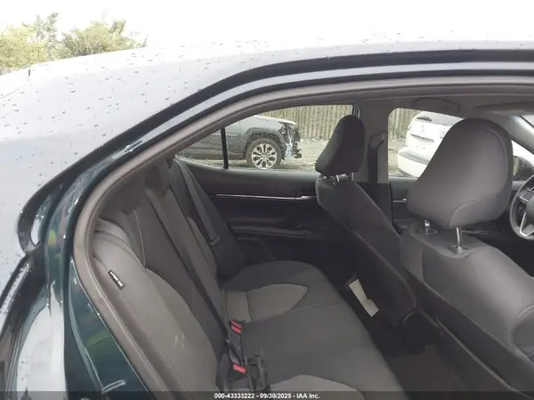 4T1C11AK8MU548158 2021 TOYOTA CAMRY - Image 8