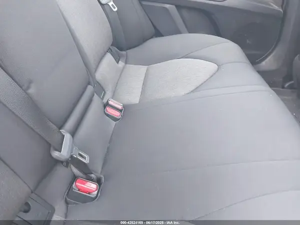 4T1C11AK8MU553005 2021 TOYOTA CAMRY - Image 8