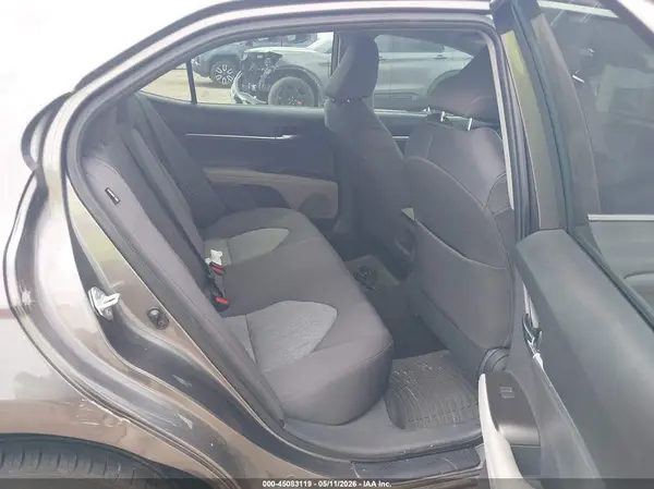 4T1C11AK8MU565123 2021 TOYOTA CAMRY - Image 8