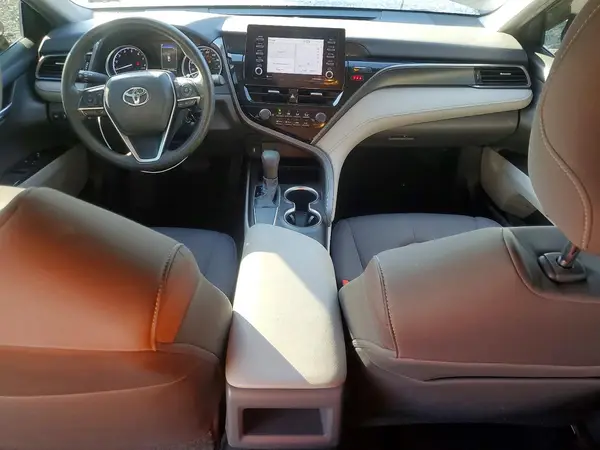 4T1C11AK8MU587140 2021 TOYOTA CAMRY - Image 8