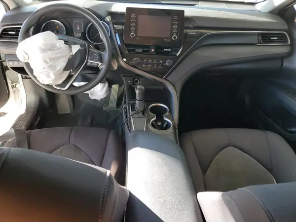 4T1C11AK8MU592841 2021 TOYOTA CAMRY - Image 8