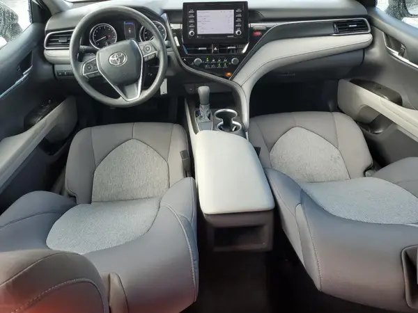 4T1C11AK8MU597912 2021 TOYOTA CAMRY - Image 8
