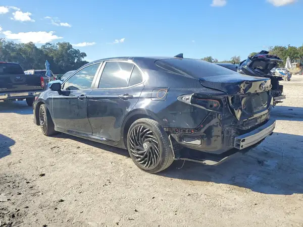 4T1C11AK8NU002087 2022 TOYOTA CAMRY - Image 2