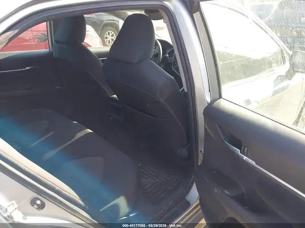 4T1C11AK8NU018760 2022 TOYOTA CAMRY - Image 8
