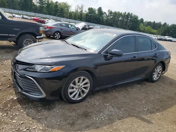 4T1C11AK8NU071782 2022 TOYOTA CAMRY - Image 1