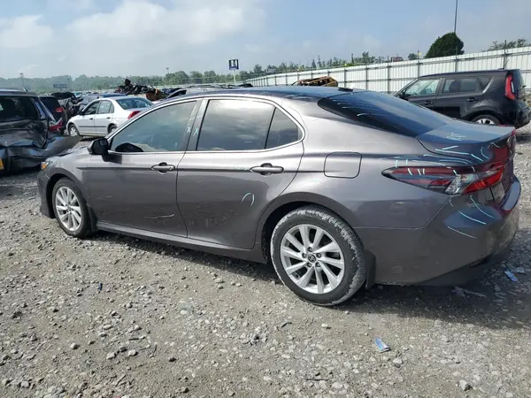 4T1C11AK8NU626875 2022 TOYOTA CAMRY - Image 2
