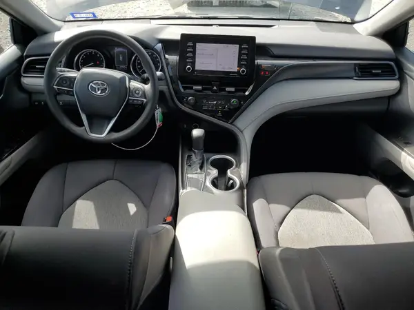 4T1C11AK8NU626875 2022 TOYOTA CAMRY - Image 8