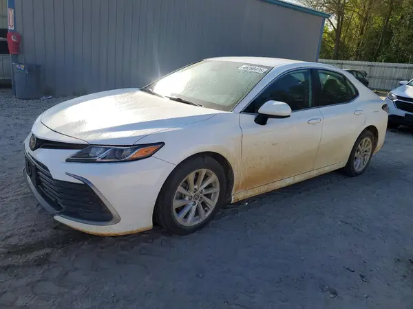 4T1C11AK8NU639092 2022 TOYOTA CAMRY - Image 1