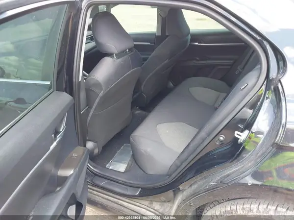 4T1C11AK8NU645622 2022 TOYOTA CAMRY - Image 8