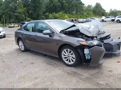 4T1C11AK8NU663764 2022 TOYOTA CAMRY