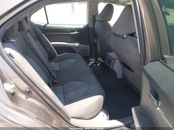 4T1C11AK8NU665059 2022 TOYOTA CAMRY - Image 8