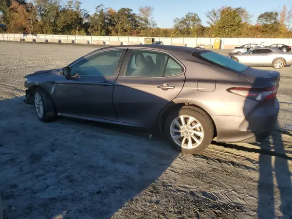 4T1C11AK8NU665336 2022 TOYOTA CAMRY - Image 2