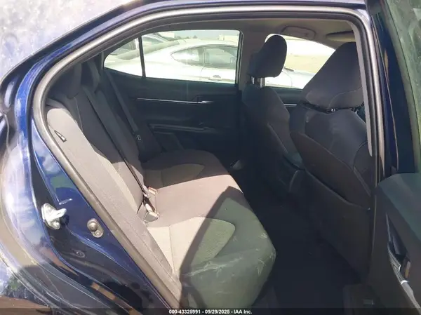 4T1C11AK8NU672769 2022 TOYOTA CAMRY - Image 8