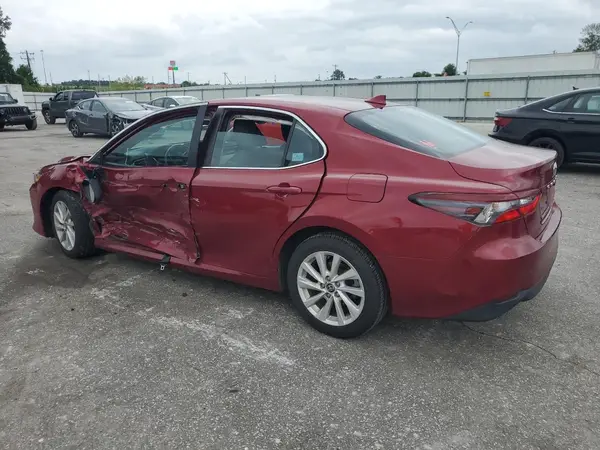 4T1C11AK8NU675431 2022 TOYOTA CAMRY - Image 2