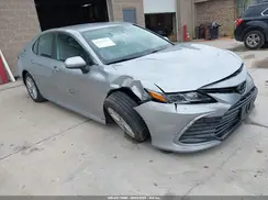 4T1C11AK8NU676787 2022 TOYOTA CAMRY