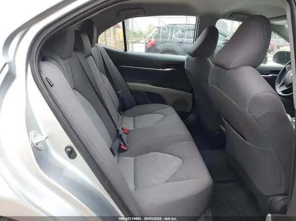 4T1C11AK8NU676787 2022 TOYOTA CAMRY - Image 8