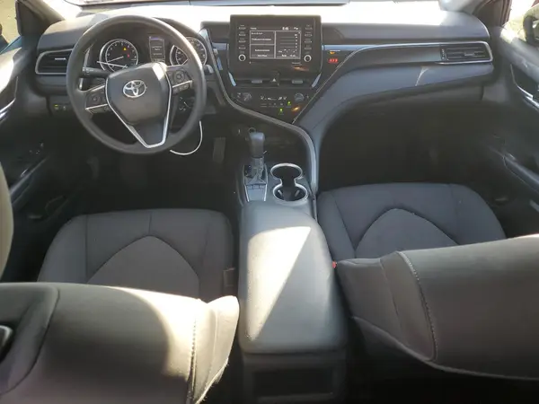 4T1C11AK8NU677471 2022 TOYOTA CAMRY - Image 8