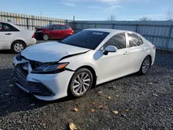 4T1C11AK8NU682945 2022 TOYOTA CAMRY