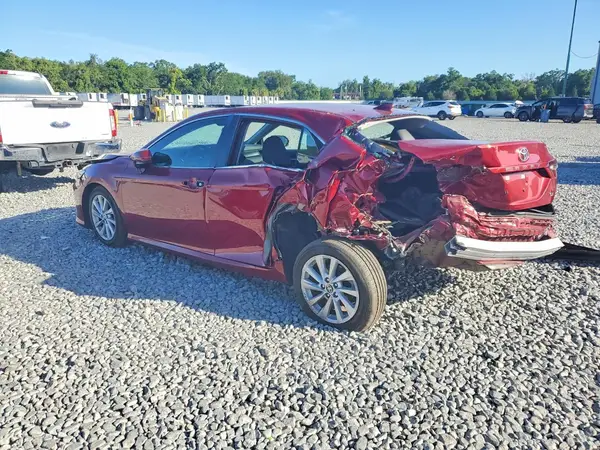 4T1C11AK8NU685764 2022 TOYOTA CAMRY - Image 2