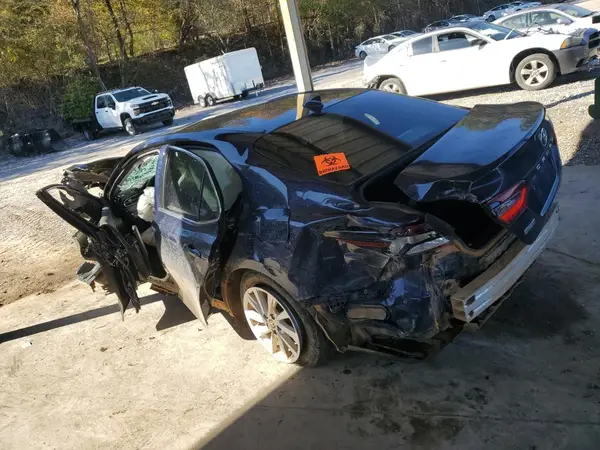 4T1C11AK8NU685991 2022 TOYOTA CAMRY - Image 2