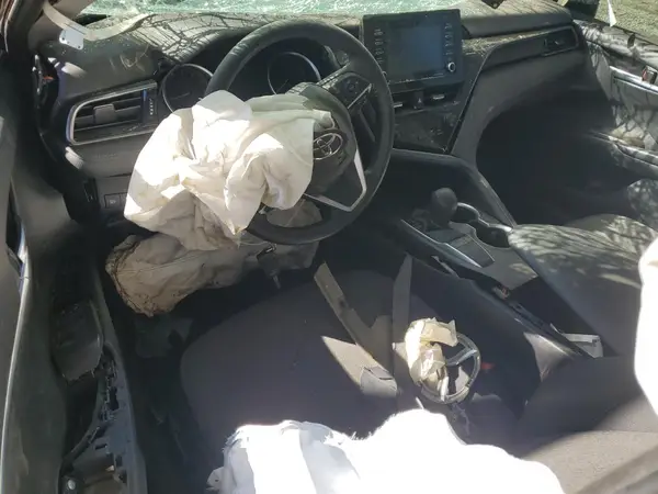 4T1C11AK8NU685991 2022 TOYOTA CAMRY - Image 8