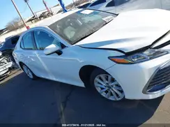 4T1C11AK8NU689023 2022 TOYOTA CAMRY