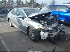 4T1C11AK8NU692066 2022 TOYOTA CAMRY