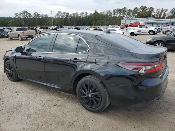 4T1C11AK8NU707942 2022 TOYOTA CAMRY - Image 2