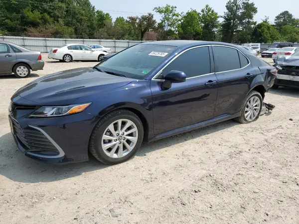 4T1C11AK8NU713935 2022 TOYOTA CAMRY - Image 1
