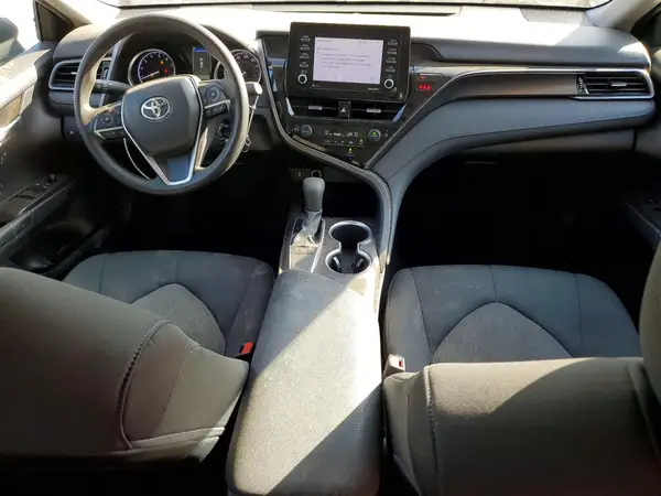 4T1C11AK8NU714924 2022 TOYOTA CAMRY - Image 8