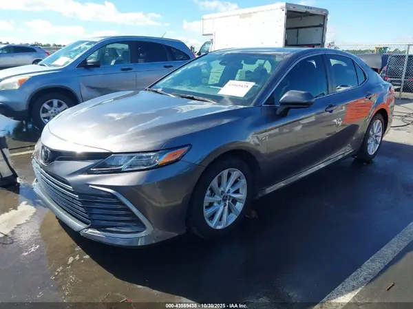 4T1C11AK8PU082574 2023 TOYOTA CAMRY - Image 2