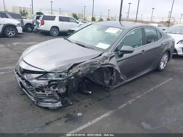 4T1C11AK8PU103682 2023 TOYOTA CAMRY - Image 2