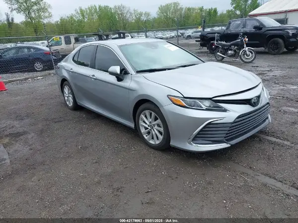4T1C11AK8PU105111 2023 TOYOTA CAMRY - Image 1