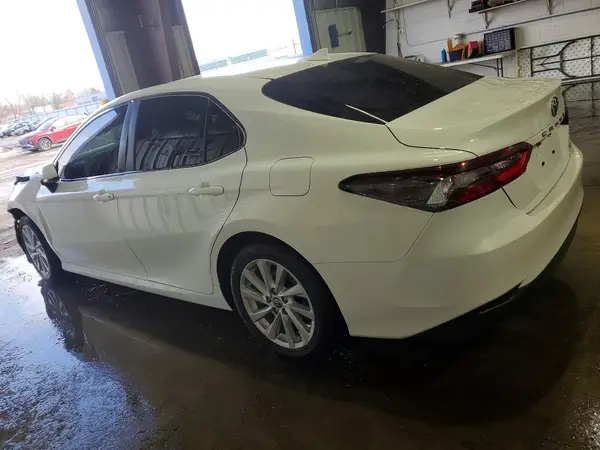 4T1C11AK8PU105741 2023 TOYOTA CAMRY - Image 2