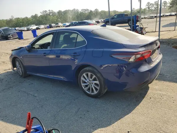 4T1C11AK8PU108302 2023 TOYOTA CAMRY - Image 2