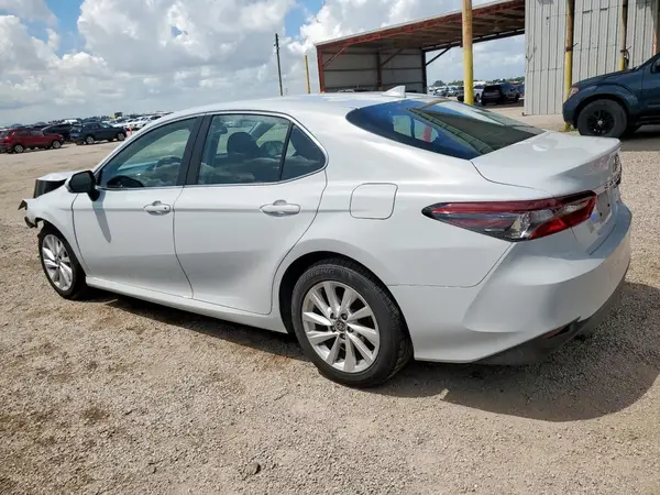 4T1C11AK8PU135788 2023 TOYOTA CAMRY - Image 2