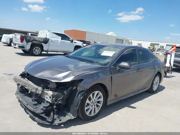 4T1C11AK8PU135869 2023 TOYOTA CAMRY - Image 2