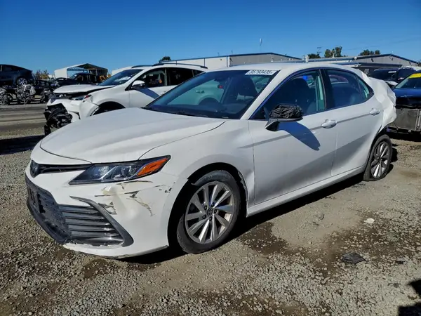 4T1C11AK8PU168886 2023 TOYOTA CAMRY - Image 1