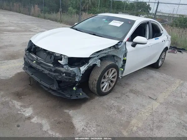 4T1C11AK8PU173330 2023 TOYOTA CAMRY - Image 2