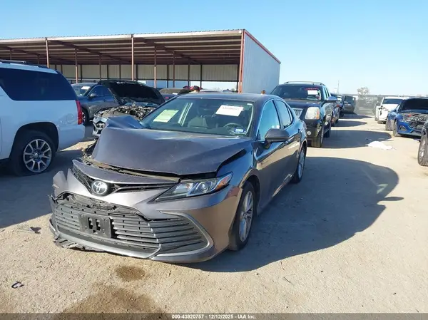 4T1C11AK8PU180794 2023 TOYOTA CAMRY - Image 2