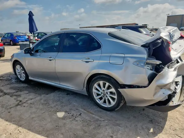 4T1C11AK8PU724503 2023 TOYOTA CAMRY - Image 2