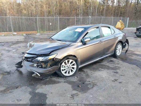 4T1C11AK8PU733394 2023 TOYOTA CAMRY - Image 2