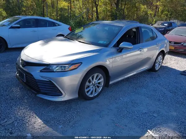 4T1C11AK8PU757761 2023 TOYOTA CAMRY - Image 2